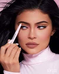 kylie jenner says she didn t start