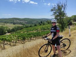 tuscany bike tour trek travel
