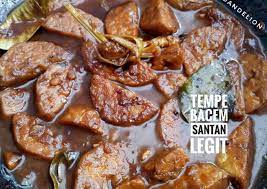 Jika suka, kamu bisa menambahkan tempe gembus sebagai lauk tambahan. Resep Tempe Bacem Santan Legit Dandelion Oleh Yene Dandelion Cookpad