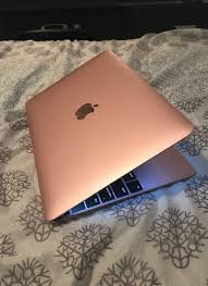 The macbook features a 12 retina display with 16:10 aspect ratio and 2304 x 1440 native resolution, which results in 226 pixels per inch (ppi). Rose Gold Macbook 12 Inch Mercari Rose Gold Macbook Apple Watch Fashion Apple Products