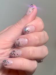 diy party nails from nail strips
