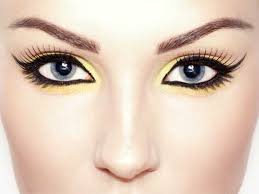 stepwise guide for cat eye makeup