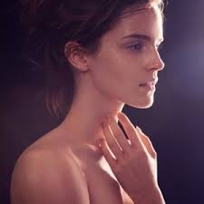 wow what s in emma watson s makeup bag