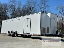 new 2023 performax 34 enclosed trailer