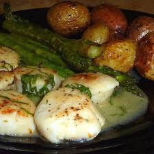 Menu For Two Pan Seared Sea Scallops With A Fresh Herb White Wine
