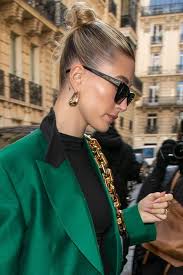 Her husband justin bieber, 26, is this week's musical guest on saturday night live. Hailey Bieber Wears A Green Skirt Suit And Boots In Paris