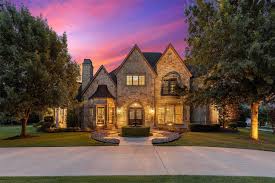 luxury homes real estate