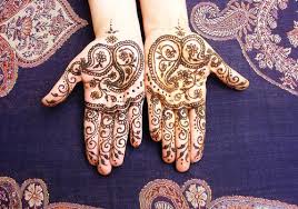 what is henna and is it safe for my