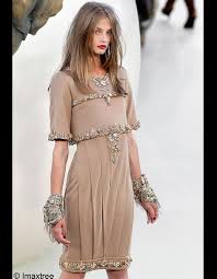 La robe de soirée de luxe longue : Chanel Couture Retour Sur 12 Silhouettes Incontournables Elle