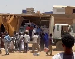 شاهد.. عمليات سلب ونهب في السودان جراء الاشتباكات