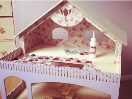 maison de poupées en bois minicrea
