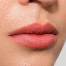 semi permanent lip blush