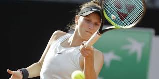 Marketa vondrousova is a tennis player from czech republic. Martic Und Vondrousova Erste Viertelfinalistinnen In Paris
