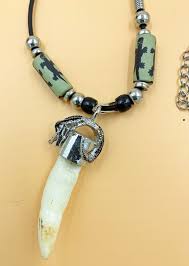 alligator tooth necklace gt16 sw