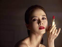song ji hyo becomes muse for cosmetic brand
