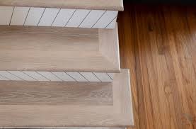 easy diy staircase makeover using vinyl
