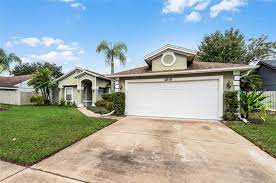 homes under 600k in orlando