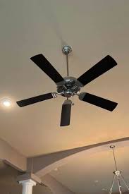 how to paint ceiling fan blades