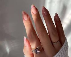 French manicure nail polish trend