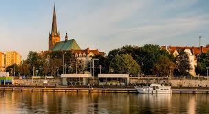 The city has population of 406,427, metro area 777,000 (2009 census). Szczecin 2021 Best Of Szczecin Poland Tourism Tripadvisor