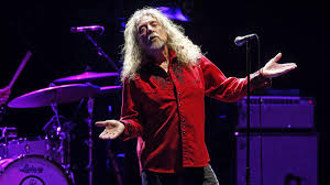 Prior to hobbstweedle (a pickup blues band formed to honour a gig at west midlands college of education) robert was the frontman for the. Robert Plant Wird 70 Zdfheute