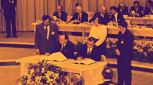 3/Jan – Assinatura do Tratado START 2. Início do desarmamento nuclear  (1993) | Canal Fez História