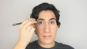 5 ways to apply makeup as a man
