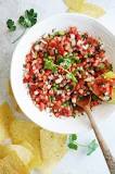How is pico de gallo different from salsa?