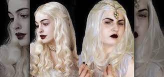 how to recreate the white queen look