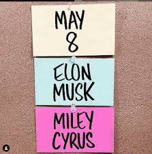 Carey mulligan hosts saturday night live on april 10, 2021, with musical guest kid cudi. E2s21qydkqtbum
