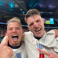 Jun 10, 2021 · kalvin phillips has praised the dortmund youngster, telling the official england podcast: England Fans Love Declan Rice S Tribute To Brother Kalvin Phillips After Denmark Masterclass Daily Star