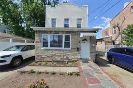 homes in woodhaven ny