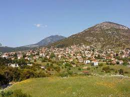 Τα βίλια (παλαιότερα ειδυλλία) είναι ένα ορεινό χωριό της αττικής χτισμένο στις πλαγιές του κιθαιρώνα. Bilia Attikhs Attica Dolores Park Athens