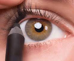 5 eyeliner tricks to make small eyes