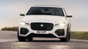 The 30t model which employs the 2.0l turbocharged motor is no slouch either. Jaguar Xf Price Specs Top Gear