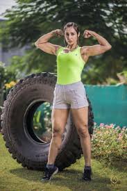 do whey proteins make women muscular