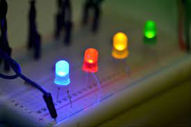 Diody Elektroluminescencyjne Rgb Są źródłem światła W Skanerach - Diody święcące (LED) i prostownicze w kursie elektroniki (2022) »