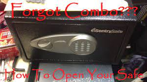 How to open sentry fire safe 1170 with out a key. How To Open A Locked Sentry Safe If You Forgot Combination Code Or Lossed Key Model Is X055 Youtube
