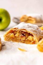 authentic german apple strudel