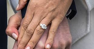 Find the perfect meghan markle engagement ring stock photos and editorial news pictures from getty images. Copy Meghan Markle S Engagement Ring From As Little As 22 50 On The High Street Mirror Online