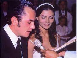 Ana maría orozco nació un caluroso 4 de julio de 1975, en bogotá (colombia). What S Up Mexico Shocking Can T Guess Who The Original Betty La Fea Actress Married