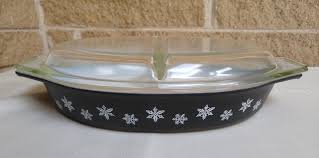 Pyrex Black Snowflake Divided Dish With