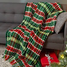 Plaid Christmas Blanket Pattern In Red Heart Super Saver