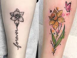 10 beautiful daffodil tattoo designs in