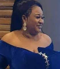 The beautiful talented actress who still shot some scenes in a movie in mowe ogun state earlier in the week passed on late friday night. Pdk5 Irmat4nom