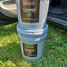 2 5 Gal Bucket Of Valspar Duramax 365