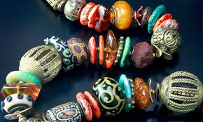 bead design shows jewelry beads