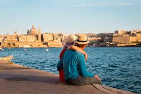 Dovolená malta 2021 na ostrově malta, ležícím ve středozemním moři, najdete romantické zálivy, nádherné pláže, historické kamenné stavby i přírodní krásy.ačkoliv je ostrov, kterému se přezdívá kamenitý, rozlohou nevelký, ukrývá spoustu zajímavých míst, která musíte během svojí dovolené na maltě navštívit. Pecka Dne Dovolena Na Malte Se Snidani Od 6 890 Kc Pelipecky