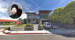 Elements, modes and house accentuations for jack dorsey. Twitter Ceo Jack Dorsey Finds Buyer For Los Angeles House In Less Than Three Weeks Mansion Global