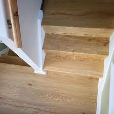 natural oak laminate staircase